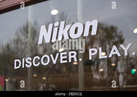 Shanghai, China - 29. März 2025: Firmenlogo von Nikon Stockfoto