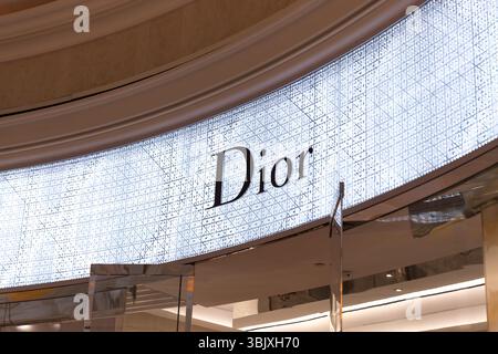 LAS VEGAS, NEVADA, USA - 13. MAI 2019: Logo des Christian Dior Stores im Wynn Hotel in Las Vegas, USA. Hersteller und Hersteller von Fashi Stockfoto