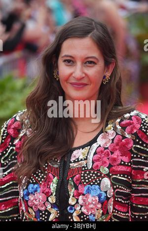 Cabourg, Frankreich. 14. Juni 2025. Laura Piani assiste au tapis rouge lors du quatri me jour du 39e Festival du Film de Cabourg le 14 juin 2025 ˆ Cabourg, Frankreich. le 14 Juin 2025. Foto par Laurent Lairys /ABACAPRESS.COM Stockfoto