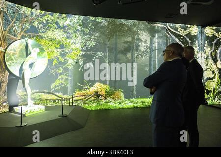 Osaka, Japan. Juni 2025. Der flämische Ministerpräsident Matthias Diependaele besucht den belgischen Pavillon auf der Universal World Expo (13.04.-13.10) während der Flämischen Woche (15.-21.06.) am Mittwoch, den 18. Juni 2025, in Osaka, Kansai, Japan. Die Expo 2025 ist eine Weltausstellung, die vom Bureau International des Expositions (BIE) organisiert wird. Sie findet für sechs Monate vom 13. April 2025 bis zum 13. Oktober 2025 statt. BELGA PHOTO ROB WALBERS Credit: Belga News Agency/Alamy Live News Stockfoto