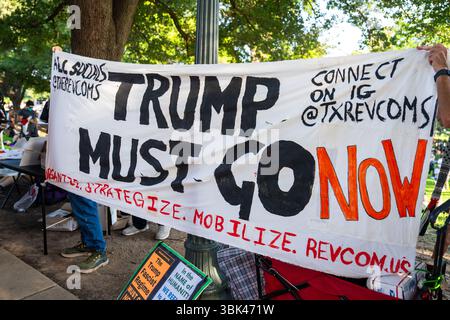 Austin, USA. Juni 2025. Protestkundgebung „No Kings“ beim Texas Capitol, 16. Juni 2025, Austin, TX, USA (Foto: Violeta Alvarez/SIPA USA) Credit: SIPA USA/Alamy Live News Stockfoto