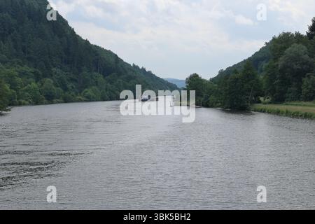 Fluss Saar vor der Saarschleife bei Orscholz im Saarland Stockfoto