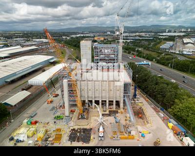 Das South Clyde Energy Centre wird Energie aus Abfällen erzeugen, die aus dem Recyclingprozess stammen. KONTEXT. Die SNP hat erklärt, dass Abfälle, die zuvor für Deponien vorgesehen waren, nun auf englische Deponien transportiert werden, da es in Schottland zu wenige Verbrennungsanlagen gibt, Iain Masterton/Alamy Live News Stockfoto