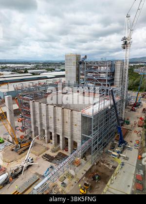 Das South Clyde Energy Centre wird Energie aus Abfällen erzeugen, die aus dem Recyclingprozess stammen. KONTEXT. Die SNP hat erklärt, dass Abfälle, die zuvor für Deponien vorgesehen waren, nun auf englische Deponien transportiert werden, da es in Schottland zu wenige Verbrennungsanlagen gibt, Iain Masterton/Alamy Live News Stockfoto