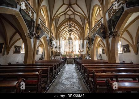 Innenansicht der Pfarrkirche Heiligenblut St. Vincent, Hof, Heiligenblut am Großglockner, Kärnten, Österreich Europa Stockfoto