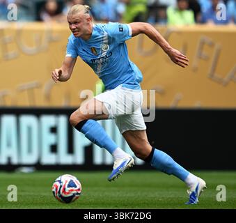 Philadelphia, USA. Juni 2025. Erling Haaland von Manchester City bricht beim Spiel der Gruppe G zwischen dem Engländer Manchester City und Maroccos Wydad AC bei der FIFA Club-Weltmeisterschaft 2025 in Philadelphia, USA, am 18. Juni 2025 durch. Quelle: Wu Xiaoling/Xinhua/Alamy Live News Stockfoto