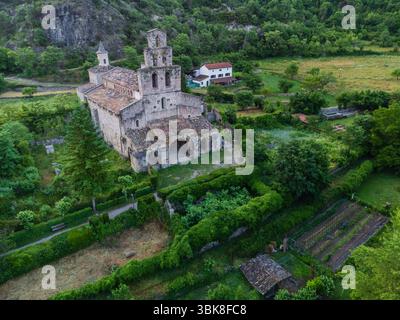 Romanisches Kloster Santa María, 11. Jahrhundert, Gerri de la Sal, Pallars Sobirá, Lleida, Katalonien, Spanien Stockfoto