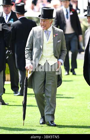 London, Großbritannien. Juni 2025. König Charles besucht den Ladies Day auf der Royal Ascot 2025, Ascot Racecourse. Quelle: Doug Peters/EMPICS/Alamy Live News Stockfoto