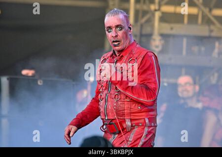 Clisson, Frankreich. Juni 2025. Till Lindemann trat am 19. Juni 2025 live auf der Bühne des Hellfest Open Air in Clisson auf. Foto: Julien Reynaud/APS-Medias/ABACAPRESS.COM Credit: Abaca Press/Alamy Live News Stockfoto