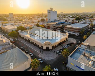 Hermosillo Municipal Market, Sonora, im historischen Zentrum von Hermosillo, Mexiko. Luftaufnahme. **(Foto von Luis Gutierrez/Norte Photo) Mercado Municipal de Hermosillo Sonora en el Centro Histórico de Hermosillo Mexico, vista aerea, vista General. **(Foto: Luis Gutierrez/Norte Photo) Stockfoto