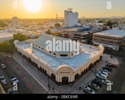 Hermosillo Municipal Market, Sonora, im historischen Zentrum von Hermosillo, Mexiko. Luftaufnahme. **(Foto von Luis Gutierrez/Norte Photo) Mercado Municipal de Hermosillo Sonora en el Centro Histórico de Hermosillo Mexico, vista aerea, vista General. **(Foto: Luis Gutierrez/Norte Photo) Stockfoto