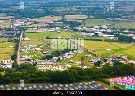 Worthy Farm, Pilton, Somerset, Großbritannien. Juni 2025. Allgemeine Luftaufnahme des Musikfestivals vom Campingplatz Worthy View vor dem Glastonbury Festival in Pilton in Somerset, das nächste Woche vom 25. Juni bis 29. Juni 2025 beginnt. Bildnachweis: Graham Hunt/Alamy Live News Stockfoto