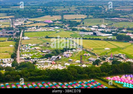 Worthy Farm, Pilton, Somerset, Großbritannien. Juni 2025. Allgemeine Luftaufnahme des Musikfestivals vom Campingplatz Worthy View vor dem Glastonbury Festival in Pilton in Somerset, das nächste Woche vom 25. Juni bis 29. Juni 2025 beginnt. Bildnachweis: Graham Hunt/Alamy Live News Stockfoto