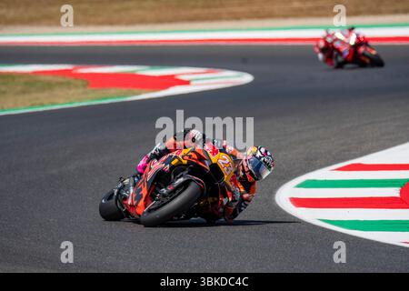 Vigonza, Padovak, Italien. Juni 2025. GRAN PREMIO ITALIA MOTOGP 2025 ENEA BASTIANINI (RED BULL KTM TECH3) WÄHREND FREITAGS FREIE ÜBUNG Credit: Alessio Mazzocco/ZUMA Wire/Alamy Live News Stockfoto
