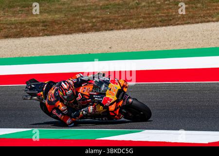 Vigonza, Padovak, Italien. Juni 2025. GRAN PREMIO ITALIA MOTOGP 2025 MAVERICK VINALES (RED BULL KTM TECH3) WÄHREND DES FREITAGS FREIE ÜBUNG Credit: Alessio Mazzocco/ZUMA Wire/Alamy Live News Stockfoto