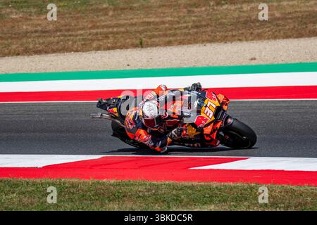 Vigonza, Padovak, Italien. Juni 2025. GRAN PREMIO ITALIA MOTOGP 2025 PEDRO ACOSTA (RED BULL KTM FACTORY RACING) WÄHREND DES FREITAGS FREIEN TRAININGS Credit: Alessio Mazzocco/ZUMA Wire/Alamy Live News Stockfoto
