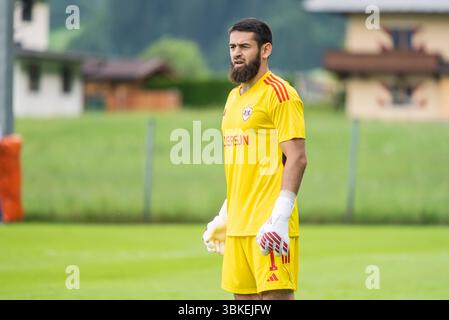 Kirchdorf-in-Tirol, Österreich – 27. Juni 2023. Qarabag Torhüter Shahrudin Mahammadaliyev während des internationalen Vereins freundlich Qarabag vs Ferencvaros (3- Stockfoto