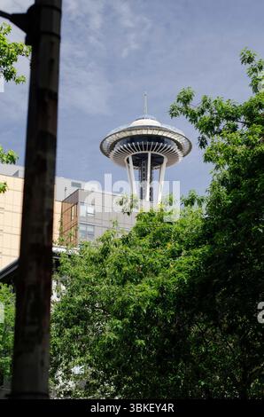 Eine andere Perspektive der Seattle Space Needle Stockfoto