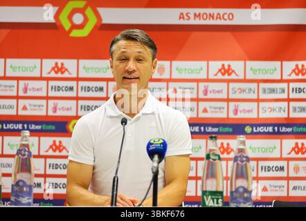 Monaco, Monte-Carlo - 21. August 2021: AS Monaco - RC Lens Football Match, Französisch / Frankreich Ligue 1 mit dem deutschen Trainer Niko Kovac im Stade Louis II. Mandoga Media Stockfoto