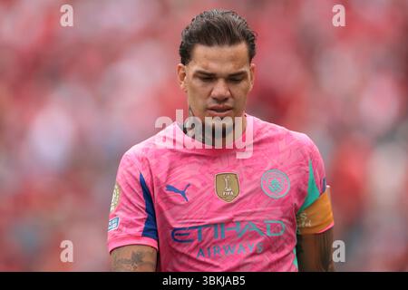 Philadelphia, USA. Juni 2025. Ederson von Manchester City während des Spiels Manchester City gegen Wydad AC FIFA Club World Cup im Lincoln Field Philadelphia. Der Bildnachweis sollte lauten: Jonathan Moscrop/Sportimage Credit: Sportimage Ltd/Alamy Live News Stockfoto