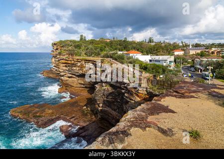 „The Gap“, eine berühmte Küstenklippe mit Blick auf die Tasmansee in Watsons Bay, Sydney, Australien Stockfoto