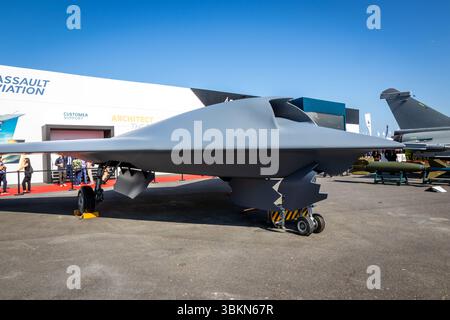 Dassault Neuron Unmanned Combat Aerial Vehicle (UCAV) auf der Paris Air Show. Le Bourget, Frankreich - 16. Juni 2025 Stockfoto