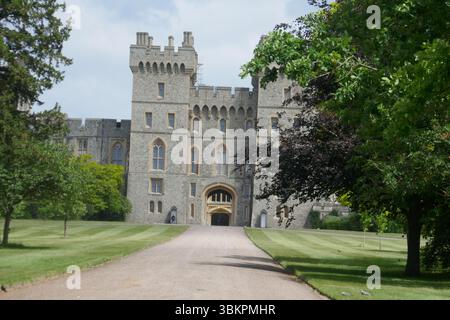 Windsor, England 28. Mai 2025 Windsor Castle am 28. Mai 2025 in Windsor, England. Foto: Barry King/Alamy Stock Photo Stockfoto