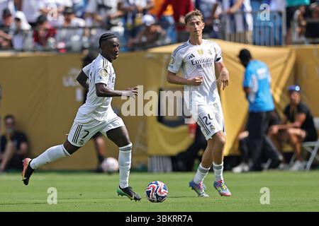 Charlotte, North Carolina, USA. 22. Juni 2025: Charlotte, NC, USA: Vinicius Jr. von Real Madrid läuft mit dem Ball während des Spiels zwischen Real Madrid und CF Pachuca, in der 2. Runde der Gruppe H bei der FIFA Club-Weltmeisterschaft 2025, im Bank of America Stadion Credit: Action Plus Sports Images/Alamy Live News Stockfoto