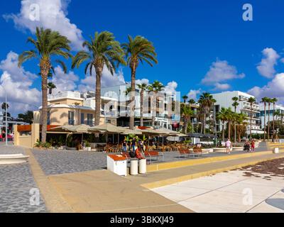 Die Küste von Paphos, einem Touristenort an der Südwestküste Zyperns im östlichen Mittelmeer. Stockfoto