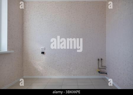Leerer Raum ohne Möbel in der Eingangshalle moderner Apartments, Büros oder Kliniken Stockfoto