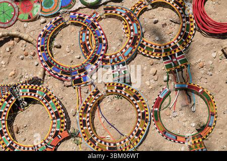 Afrika, Kenia, Samburu National Reserve. Tribal Kunsthandwerk, Schmuck. Stockfoto