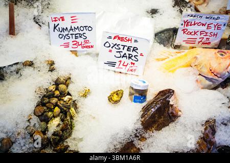 City Fish Seafood Market, Pike Place Market, Seattle, Washington State, USA. (Nur Für Redaktionelle Zwecke) Stockfoto