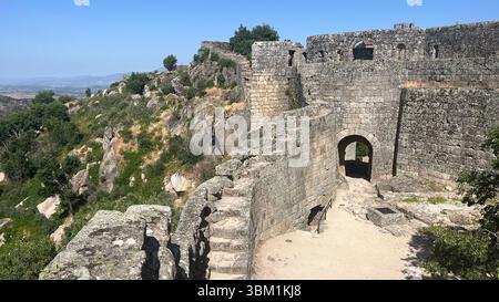 Fotos der imposanten mittelalterlichen Burg von Sortelha im portugiesischen Stadtteil Guarda. Stockfoto