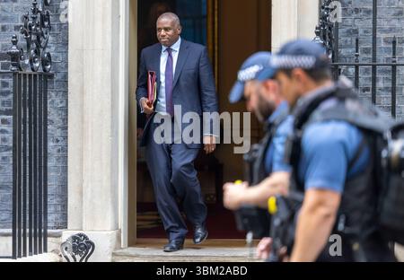 London, Großbritannien. Juni 2025. David Lammy, Außenminister, in der Downing Street zu einer Kabinettssitzung. Quelle: Karl Black/Alamy Live News Stockfoto