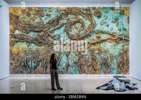 London, Großbritannien. Juni 2025. Danae, 2019, mit Starry Night, 2019 - Kiefer/Van Gogh an der Royal Academy of Arts, London, vom 28. Juni bis 26. Oktober 2025 Credit: Guy Bell/Alamy Live News Stockfoto