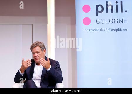 Politiker Robert Habeck Grüne, ehemaliger Bundeswirtschaftsminister, in der Phil.Cologne Veranstaltung Demokratie im Ernstfall in der Flora Köln. Köln, 23.06.2025 NRW Deutschland *** Politiker Robert Habeck Grünen , ehemaliger Bundeswirtschaftsminister, bei der Phil Köln-Veranstaltung Demokratie im Ernstfall in der Flora Köln Köln, 23 06 2025 NRW Deutschland Copyright: XChristophxHardtx Stockfoto