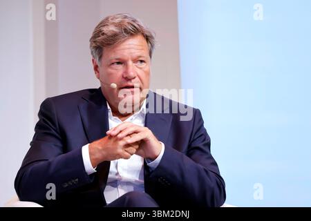 Politiker Robert Habeck Grüne, ehemaliger Bundeswirtschaftsminister, in der Phil.Cologne Veranstaltung Demokratie im Ernstfall in der Flora Köln. Köln, 23.06.2025 NRW Deutschland *** Politiker Robert Habeck Grünen , ehemaliger Bundeswirtschaftsminister, bei der Phil Köln-Veranstaltung Demokratie im Ernstfall in der Flora Köln Köln, 23 06 2025 NRW Deutschland Copyright: XChristophxHardtx Stockfoto