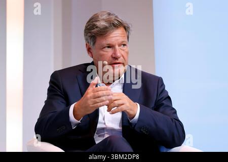 Politiker Robert Habeck Grüne, ehemaliger Bundeswirtschaftsminister, in der Phil.Cologne Veranstaltung Demokratie im Ernstfall in der Flora Köln. Köln, 23.06.2025 NRW Deutschland *** Politiker Robert Habeck Grünen , ehemaliger Bundeswirtschaftsminister, bei der Phil Köln-Veranstaltung Demokratie im Ernstfall in der Flora Köln Köln, 23 06 2025 NRW Deutschland Copyright: XChristophxHardtx Stockfoto