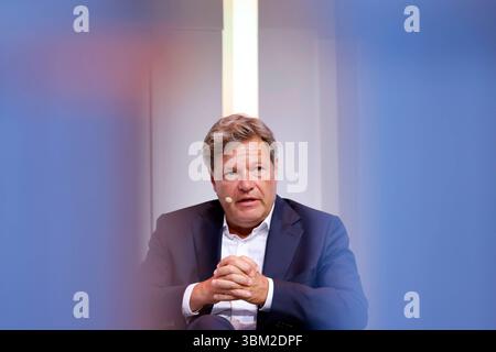 Politiker Robert Habeck Grüne, ehemaliger Bundeswirtschaftsminister, in der Phil.Cologne Veranstaltung Demokratie im Ernstfall in der Flora Köln. Köln, 23.06.2025 NRW Deutschland *** Politiker Robert Habeck Grünen , ehemaliger Bundeswirtschaftsminister, bei der Phil Köln-Veranstaltung Demokratie im Ernstfall in der Flora Köln Köln, 23 06 2025 NRW Deutschland Copyright: XChristophxHardtx Stockfoto