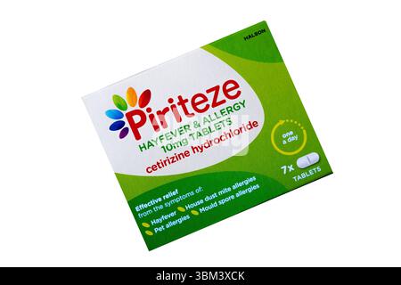 London UK, 24. Juni 2025, Packung oder Packung mit Piriteze Heuschnupfen und Allergie Tabletten Stockfoto