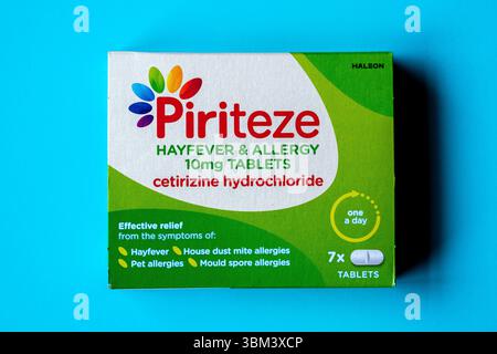 London UK, 24. Juni 2025, Packung oder Packung mit Piriteze Heuschnupfen und Allergie Tabletten Stockfoto