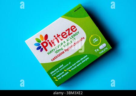 London UK, 24. Juni 2025, Packung oder Packung mit Piriteze Heuschnupfen und Allergie Tabletten Stockfoto