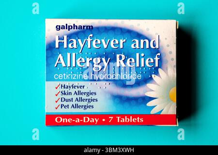 London UK, 24. Juni 2025, Packung oder Packung mit Galpharm Heuschnupfen und Allergie Relief Tabletten Stockfoto