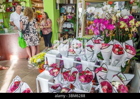 Miami Beach Florida, Normandy Isles, 71st Street Business District, Normandy Fountain Business Association Event Promotion, Shop Hop GRUB Crawl, Abbott Flo Stockfoto