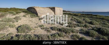 Bürgerkriegsbunker, es Caragol Beach, Gemeinde Santanyi, Mallorca, Balearen, Spanien, Europa Stockfoto
