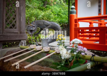 Wandern zwischen Kurama und Kibune im Norden von Kyoto, Japan. Stockfoto