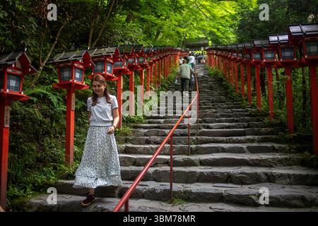Wandern zwischen Kurama und Kibune im Norden von Kyoto, Japan. Stockfoto