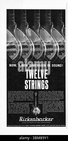 Eine Anzeige aus einem Musikmagazin der Mitte der 1960er Jahre für eine Rickenbacker zwölf Saitengitarren. Stockfoto