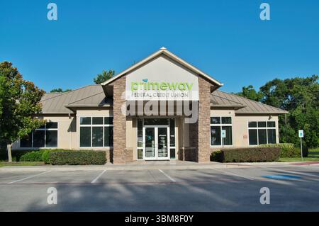 Houston, Texas USA 06-22-2025: Primeway Federal Credit Union Standort Finanzbank. Stockfoto