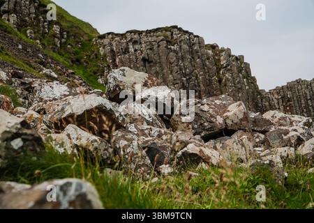 Giant's Causeway. Basaltgesteinsformationen und sechseckige Säulen am Naturwunder in Nordirland. Stockfoto